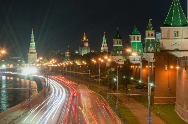 Кремлевские мосты: изюминка архитектурного пейзажа Москвы