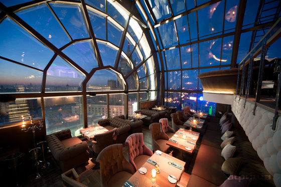Ресторан White Rabbit с панорамным видом на Москву