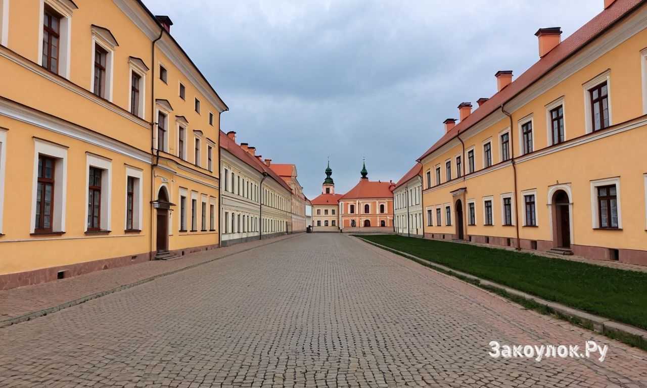 Несвиж и Несвижский замок Радзивиллов экскурсии история архитектура Беларуси