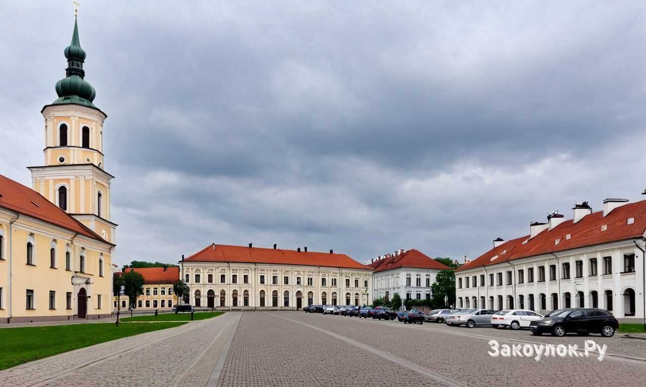 Средний чек, бронирование столиков и часы работы популярных мест