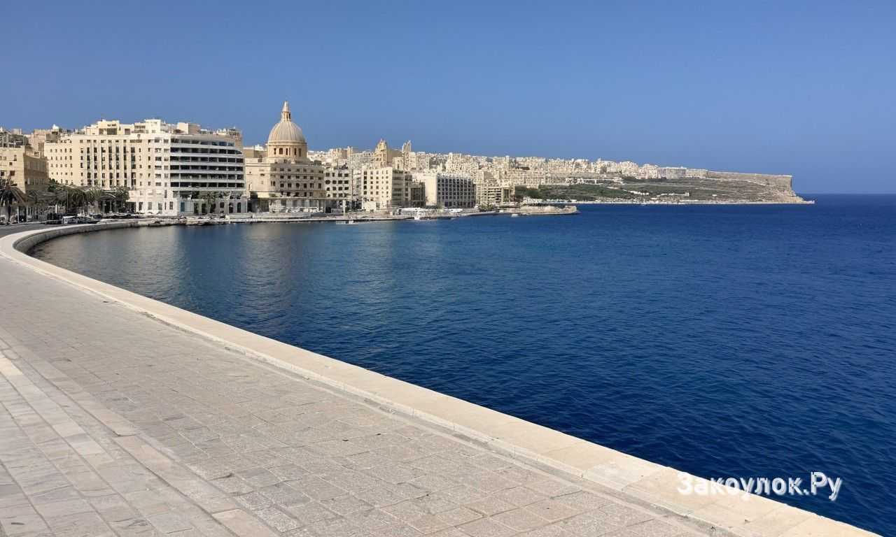 Что включено в программу прогулки по Слиме и набережной