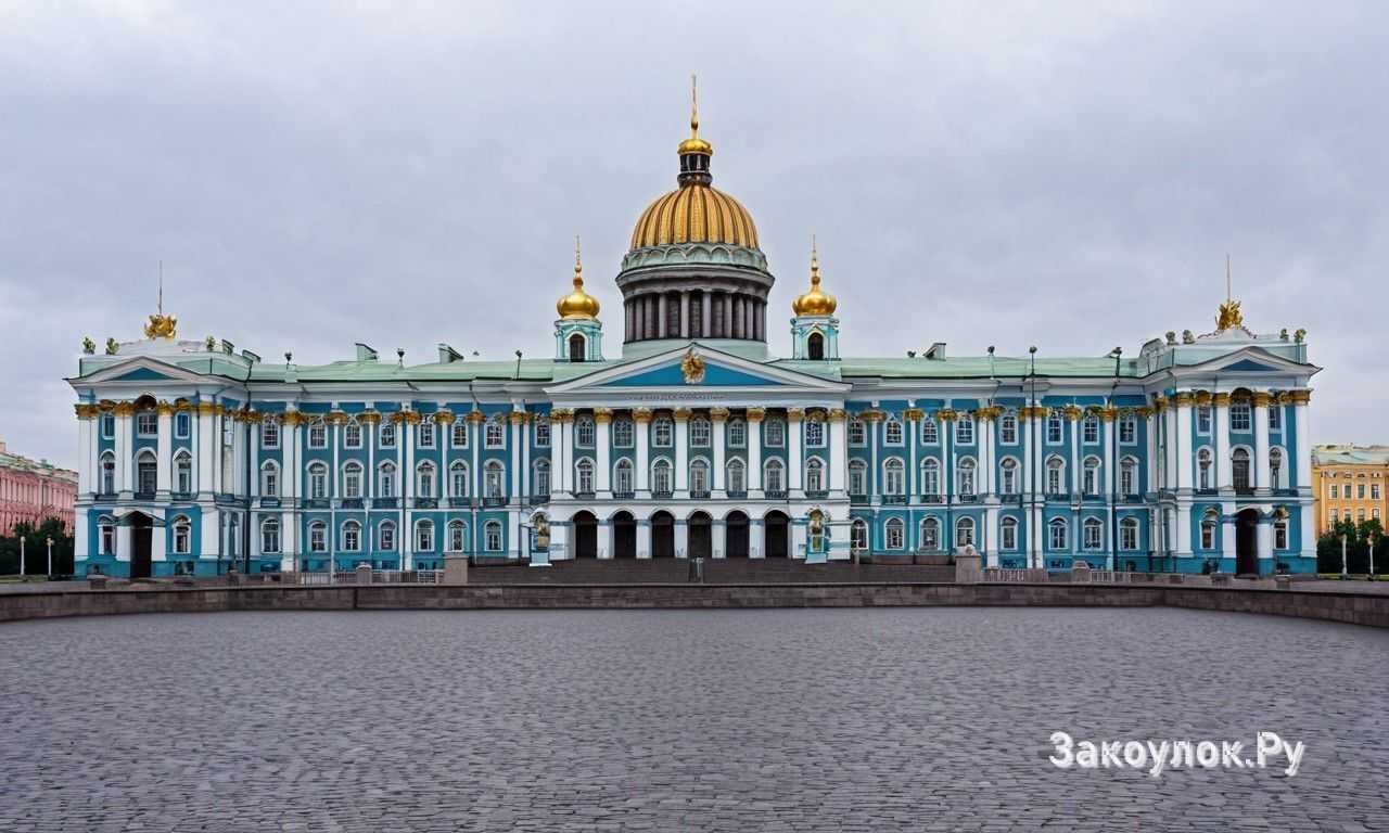 Традиционные блюда с видом на реку