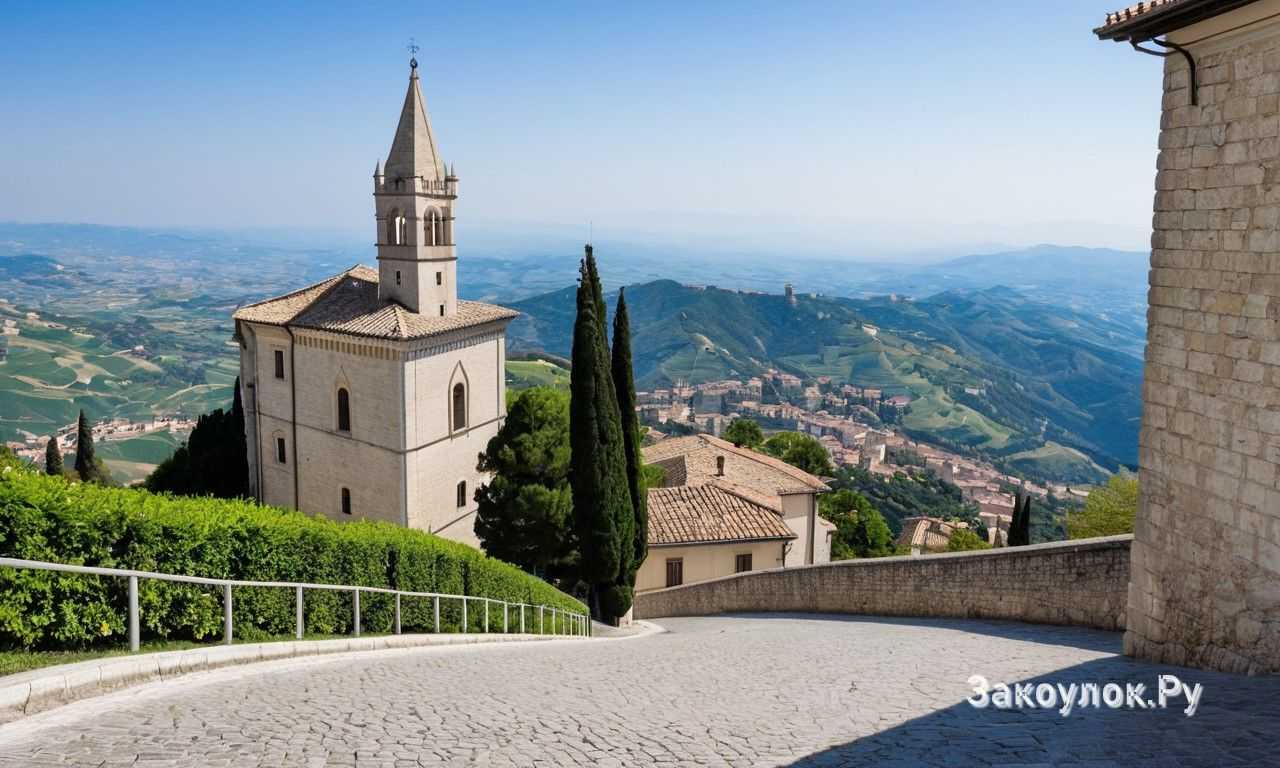 Башня Гуаита старейшая крепость города и смотровые площадки над Апеннинами