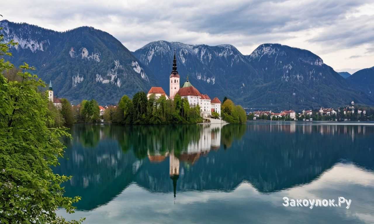 Кафе и рестораны с видом на озеро