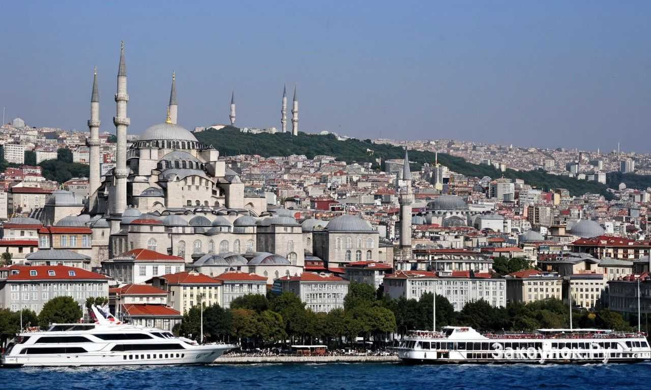 Сувениры и специи в одном месте