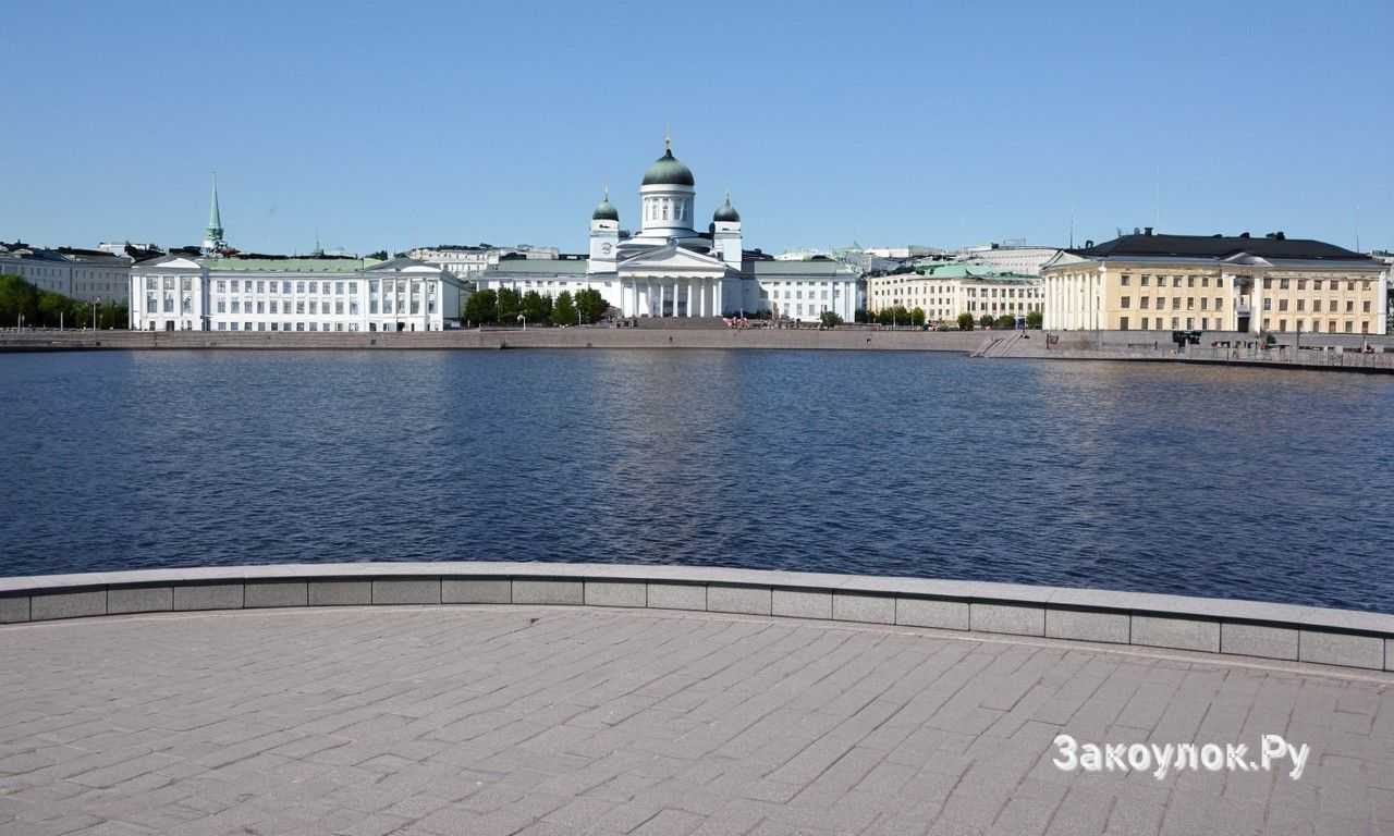 Популярные гастрономические рынки и фуд-холлы города