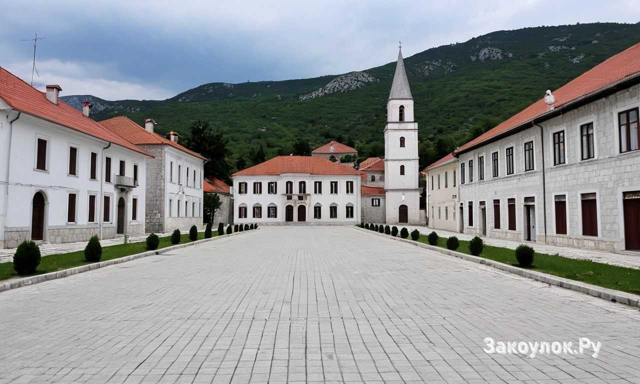 Цетинье в Черногории главные достопримечательности города и маршруты прогулок