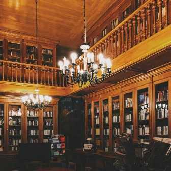 Библиотеки Санкт-Петербурга: хранилища знаний и культуры