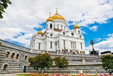 Кафедральный собор Христа Спасителя: важный религиозный объект Москвы