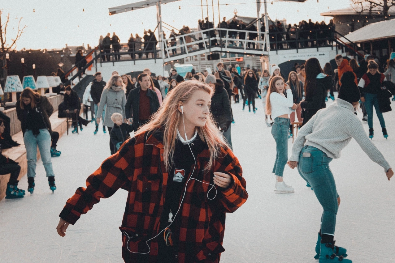 Катки Москвы: где покататься на коньках с удовольствием