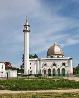 Миры религии: храмы и мечети Санкт-Петербурга, где можно прочувствовать духовную гармонию