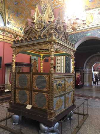 Московские музеи: арт-объекты и исторические сокровища