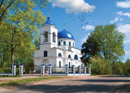 Реликвии веры: история храмов Ленинградской области и их значения для религиозных людей