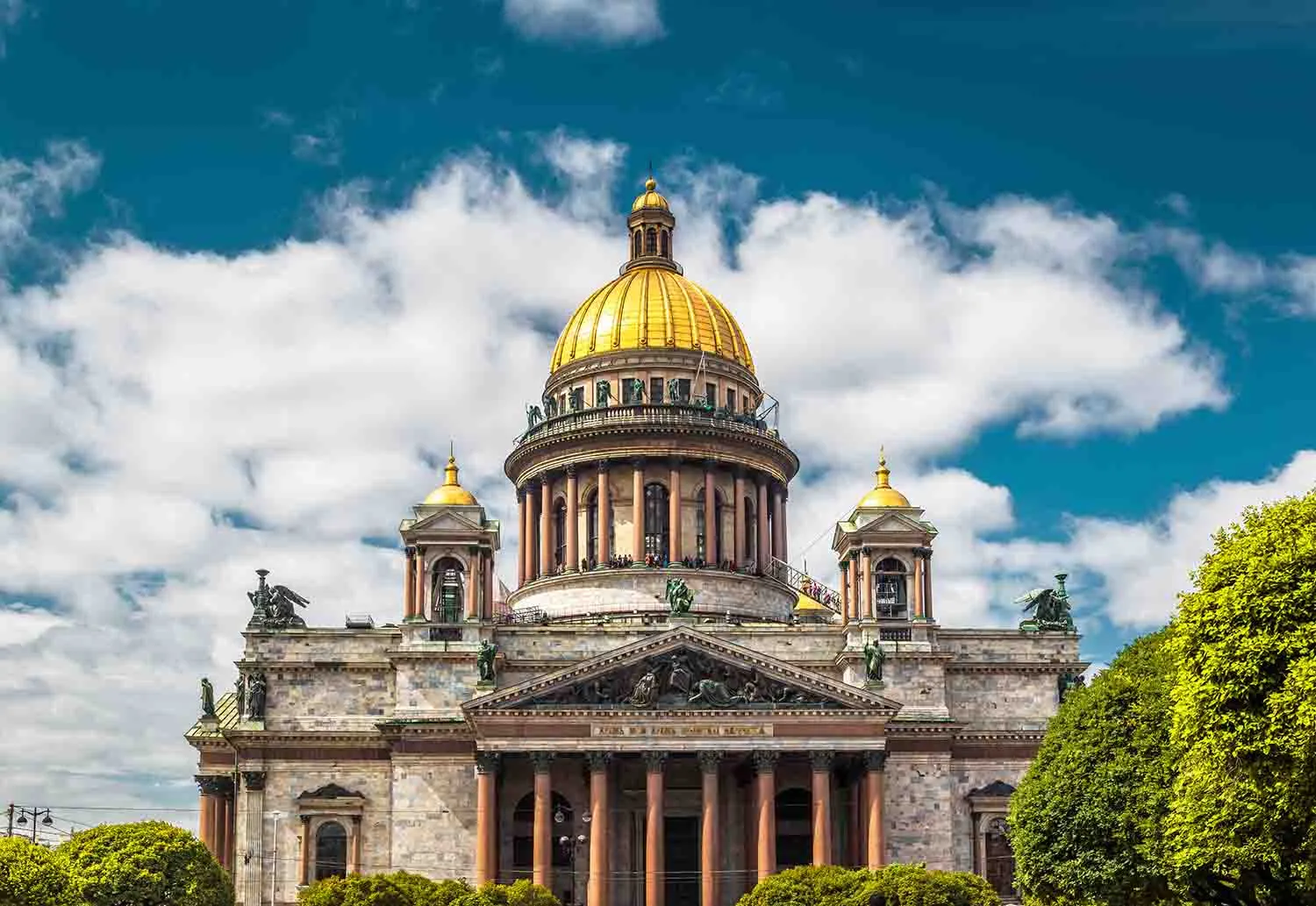 Великие свидетели прошлого: исторические объекты Санкт-Петербурга и Ленинградской области