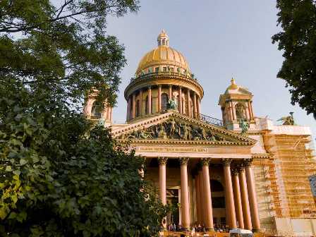Знаменитые архитектурные объекты Санкт-Петербурга: совершенство и великолепие