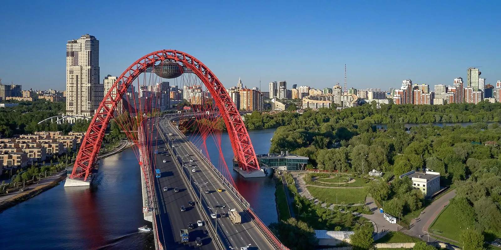 Знаменитые мосты Москвы: от Манежной до Крымского