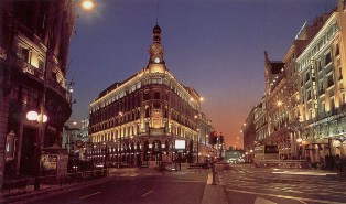 Ночной Мадрид столица Испании Фото