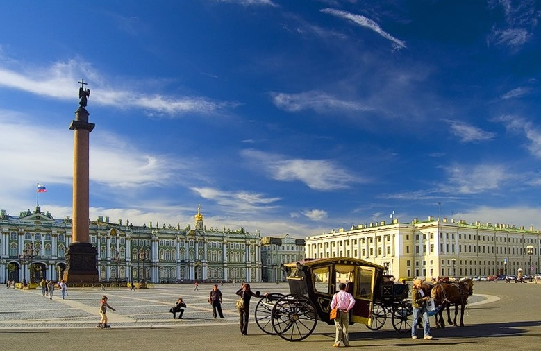 Как совместить отдых в Санкт-Петербурге и поиск работы?
