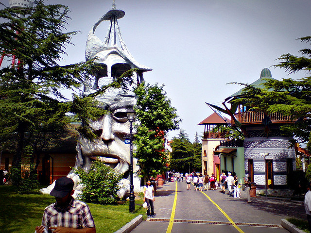 Парк Бомборо в Тбилиси