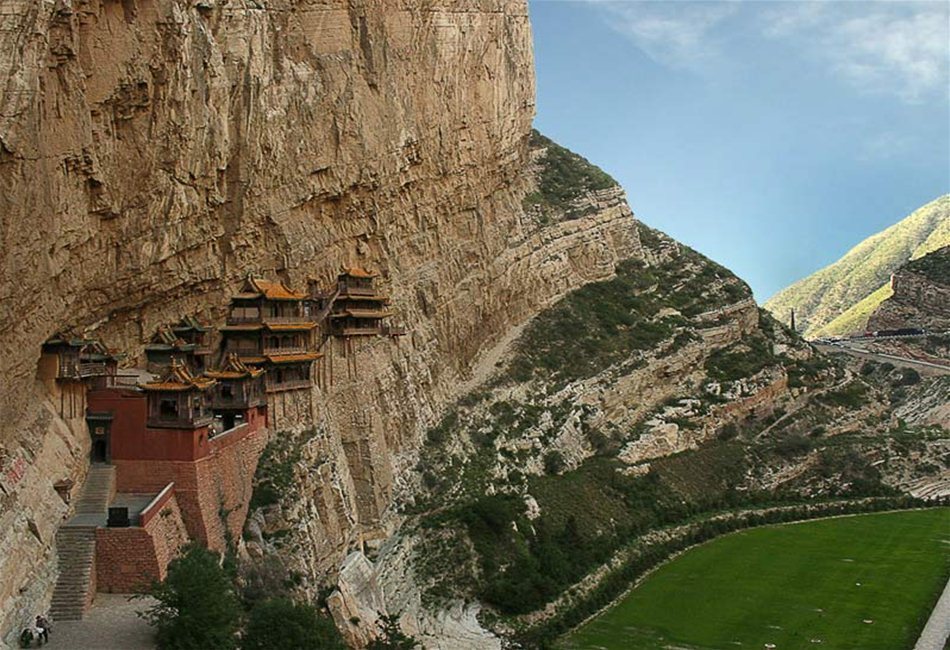 Уникальные памятники древнего Китая – висячий монастырь